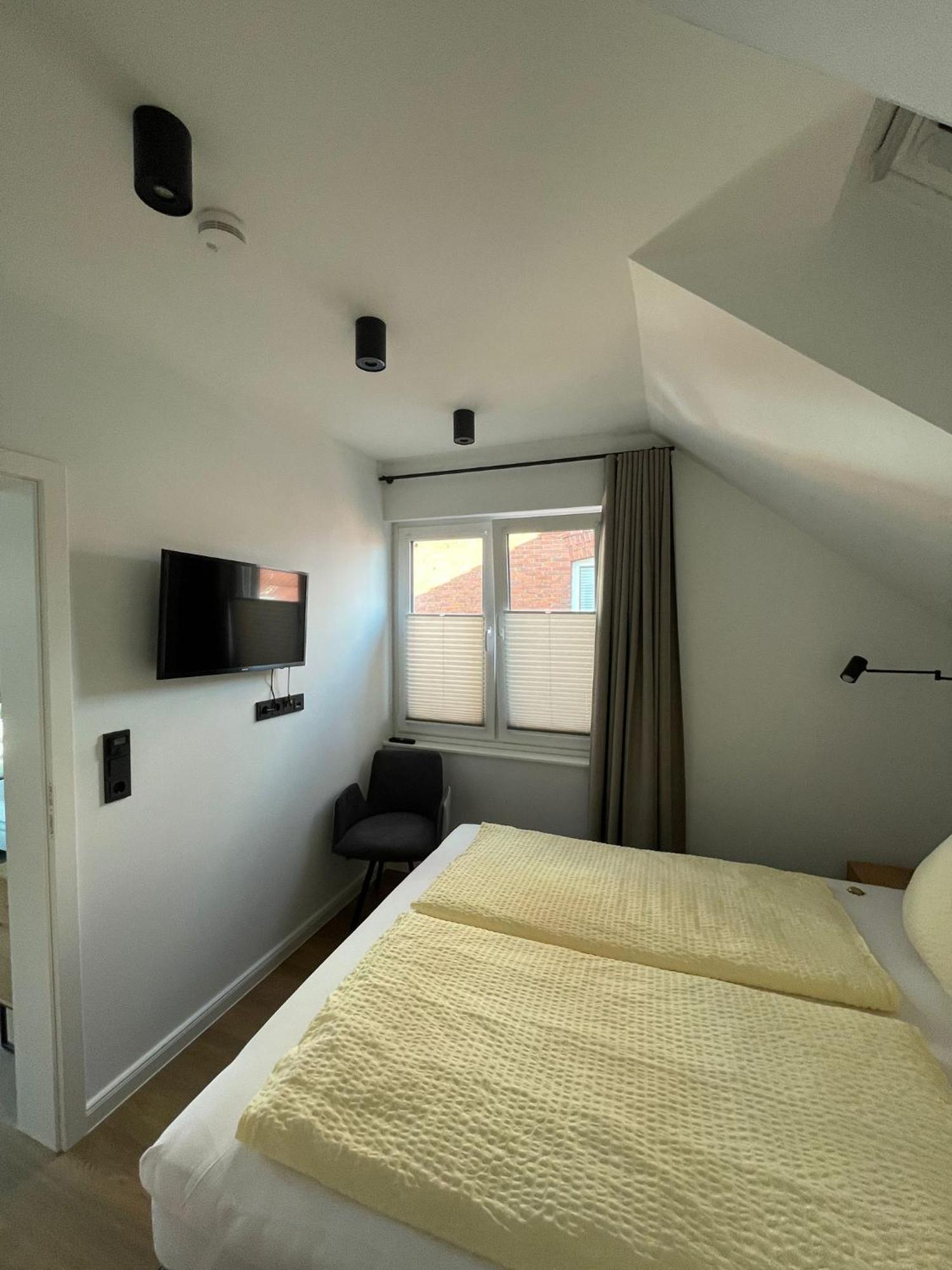 Haus Breslau Hotell Borkum Exteriör bild